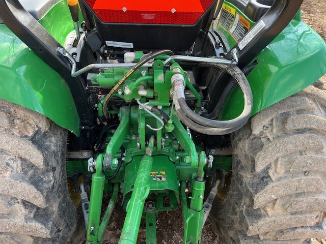  2018 John Deere 3033R at Heritage Tractor in West Plains, MO