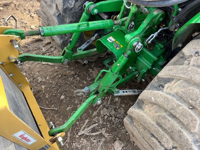  2018 John Deere 3033R at Heritage Tractor in West Plains, MO