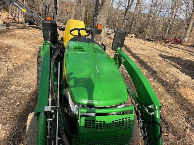  2018 John Deere 3033R at Heritage Tractor in West Plains, MO