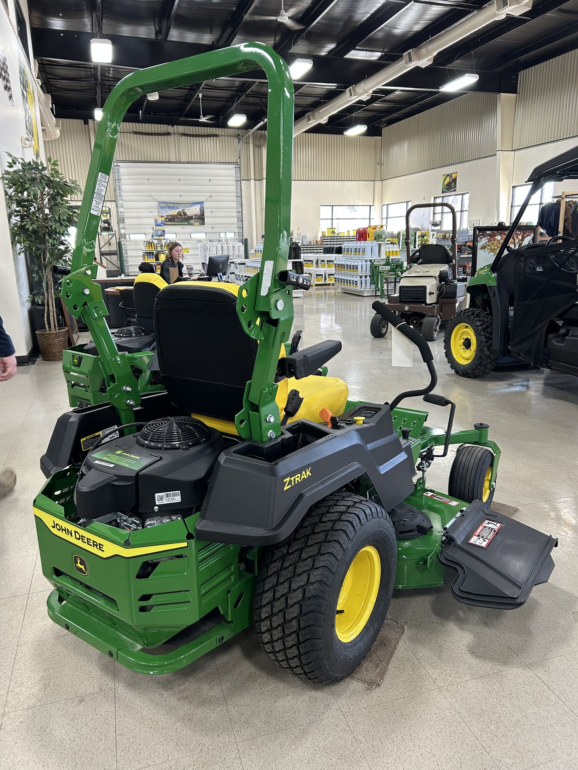 2025 John Deere Z530M Image 7
