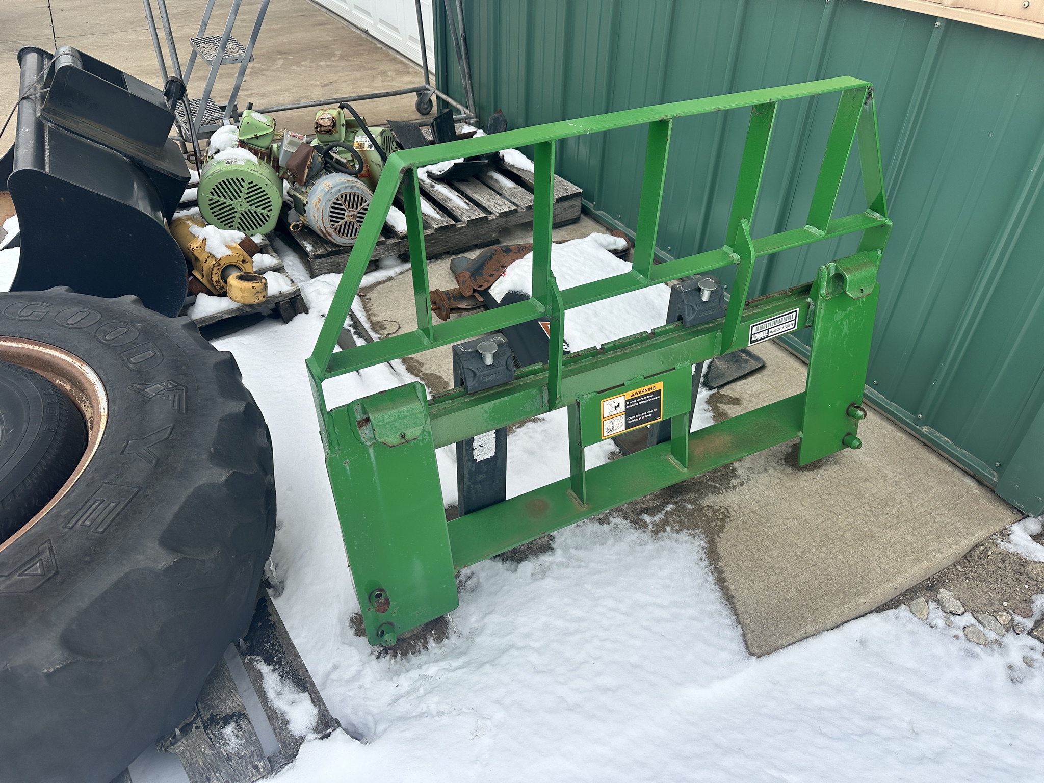 2007 Frontier AL1240F Image 2