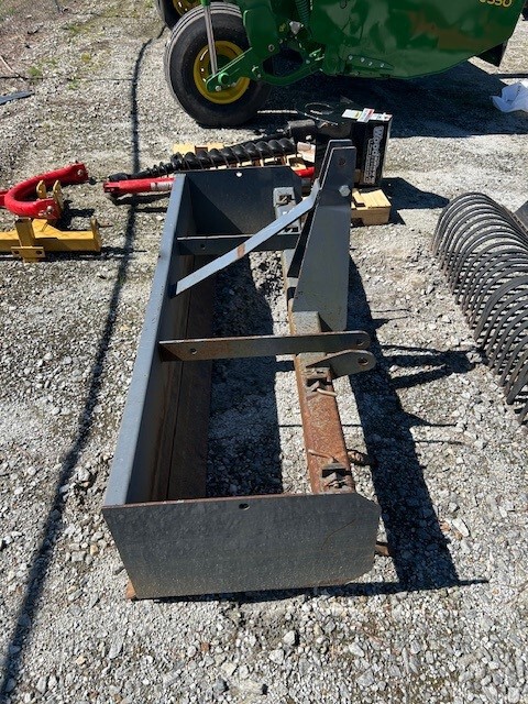 2022 Titan NA Image 1