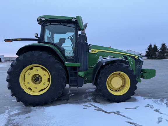 Photo of 2022 John Deere 8R 410
