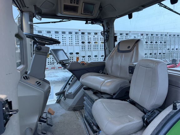 Photo of 2022 John Deere 8R 410