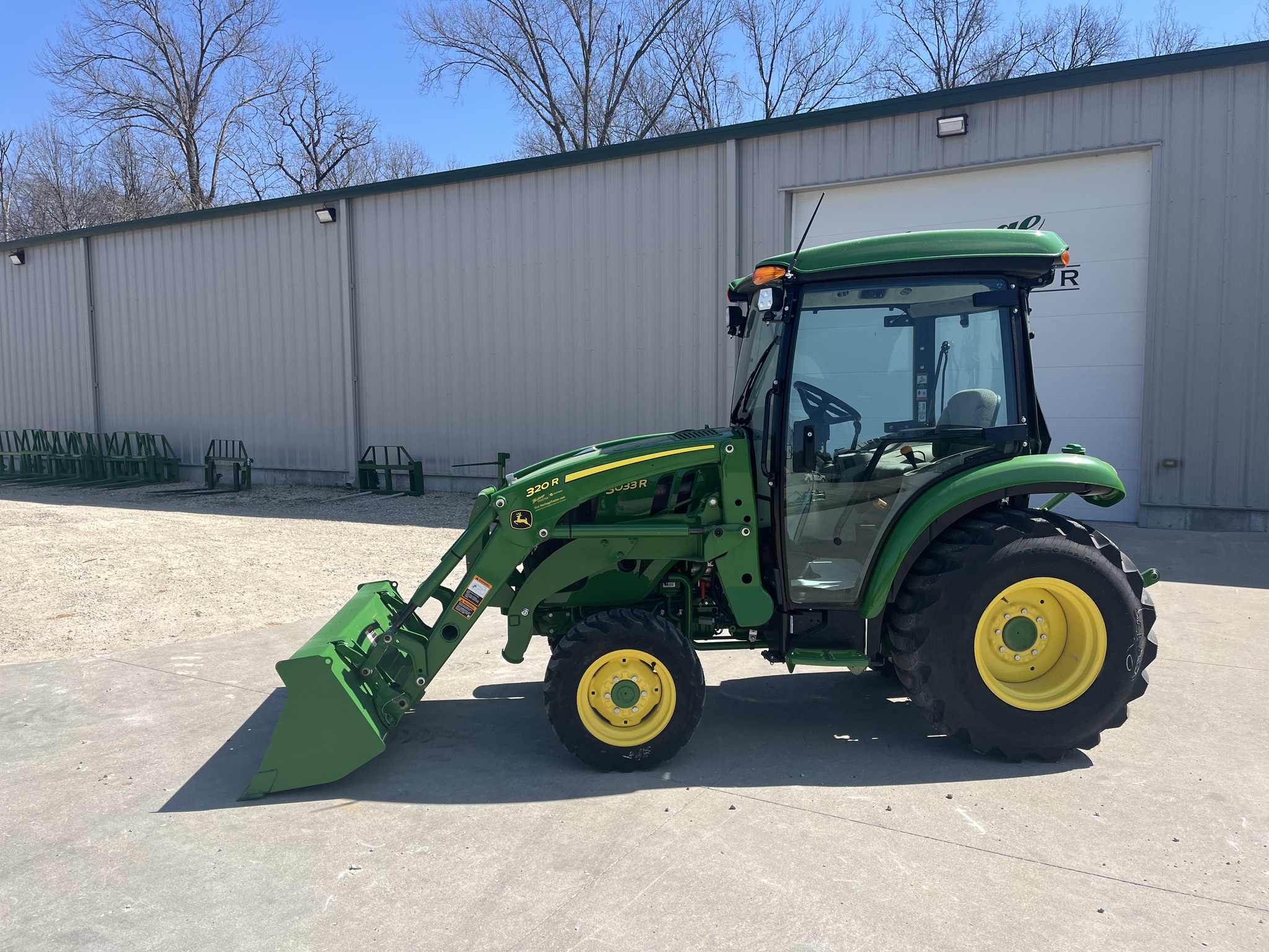 2024 John Deere 3033R at Heritage Tractor in Jefferson City, MO