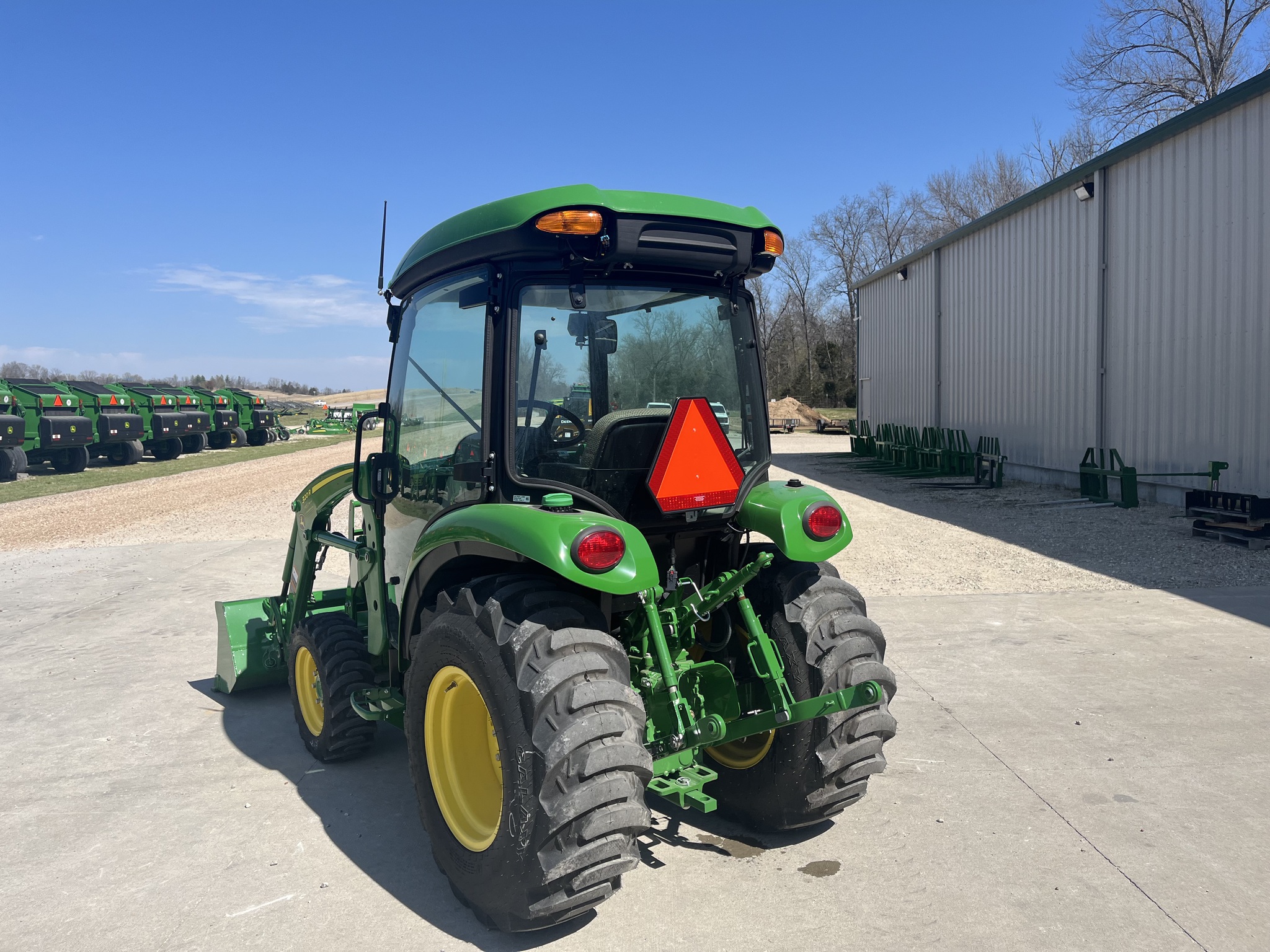  2024 John Deere 3033R at Heritage Tractor in Jefferson City, MO