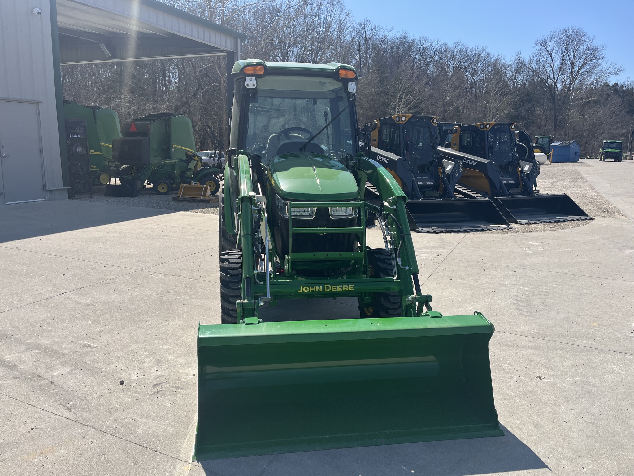  2024 John Deere 3033R at Heritage Tractor in Jefferson City, MO