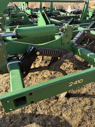 2007 John Deere 2410 - Photo13