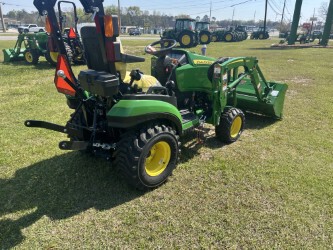 2025 John Deere 1025R Photo 4