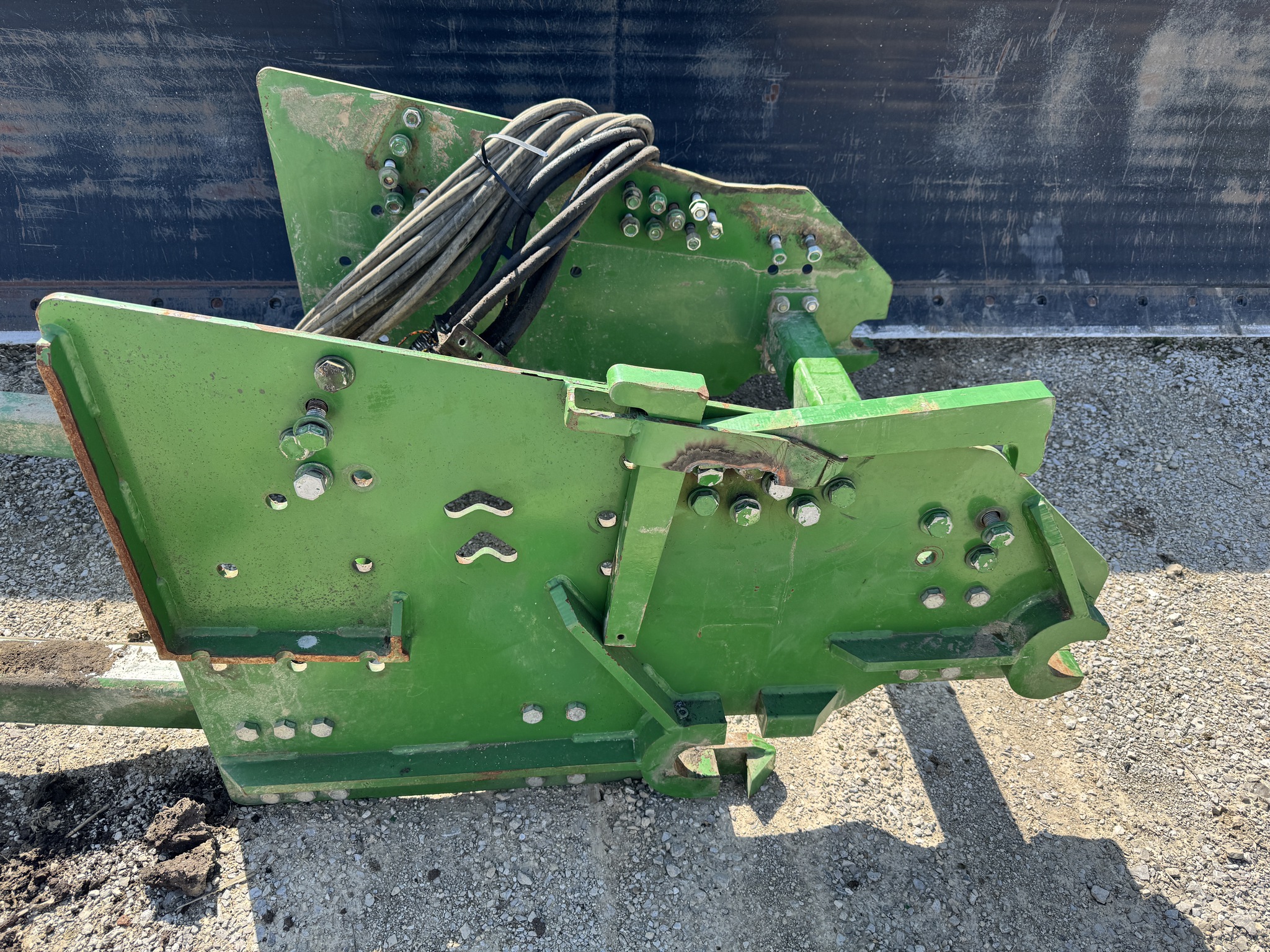 2018 Leon 47-16 Front 9 Series Blade Image 4