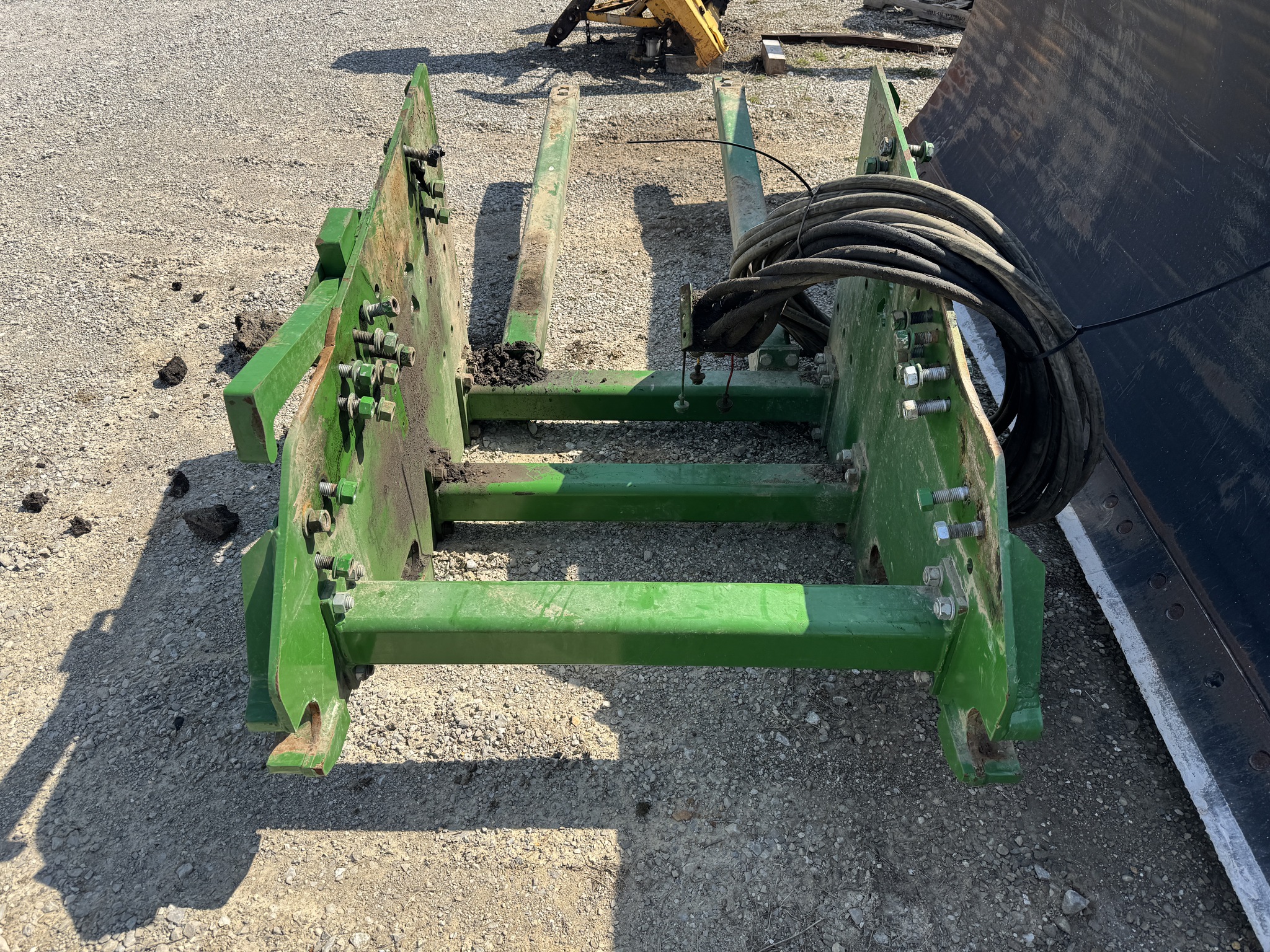 2018 Leon 47-16 Front 9 Series Blade Image 6