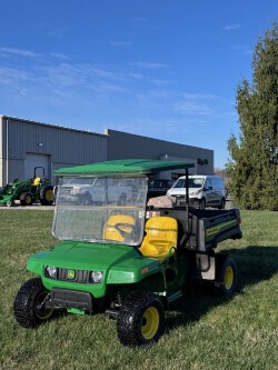 2025 John-Deere TX 4X2