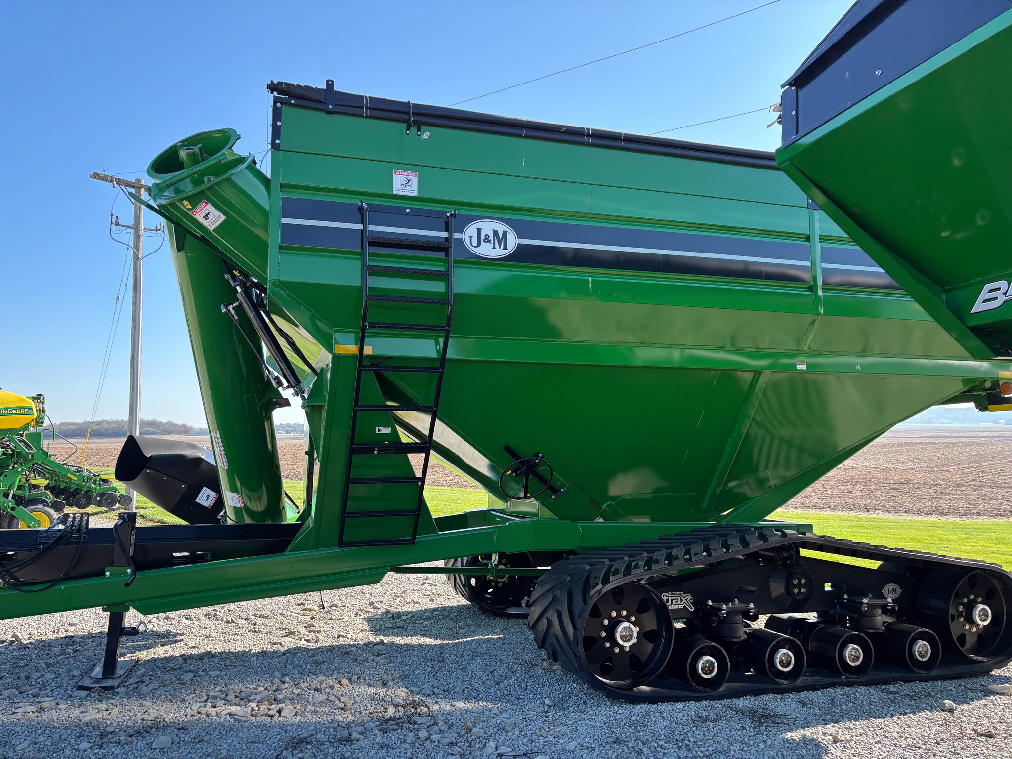 Used 2024 J&M 1312 Grain Carts at Koenig Equipment in Urbana, OH - PhotoXL0