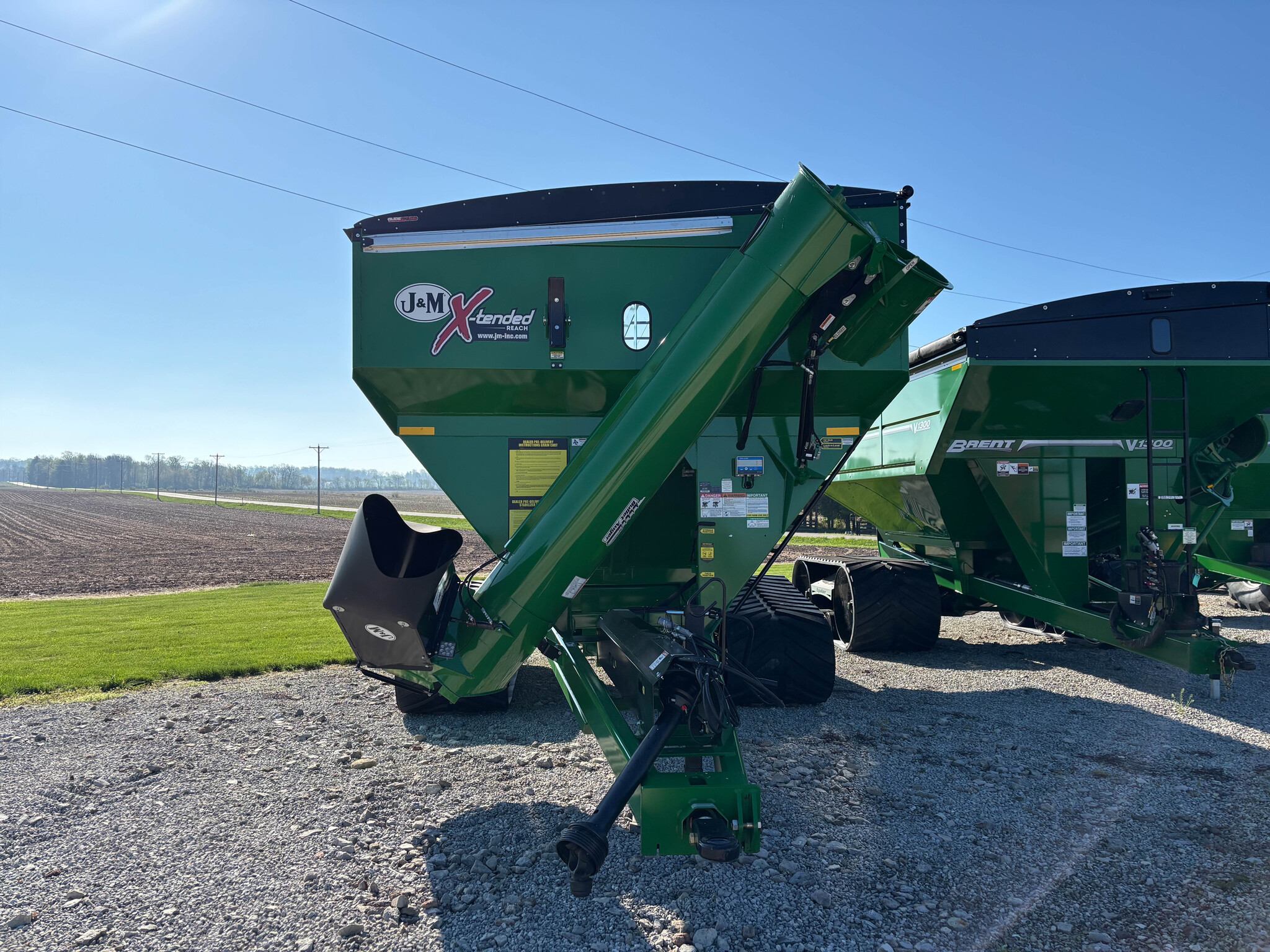 Used 2024 J&M 1312 Grain Carts at Koenig Equipment in Urbana, OH - PhotoXL4