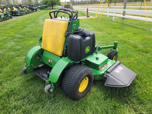 2023 John-Deere 661R