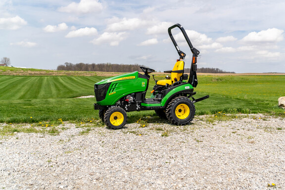 New In-Stock 2026 John Deere 1025R Compact Utility Tractors at Koenig Equipment in Germantown, OH - Photo1