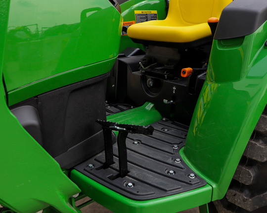 New In-Stock 2026 John Deere 4044M Compact Utility Tractors at Horizon Ag & Turf in Horizon Ag & Turf,  - Photo7