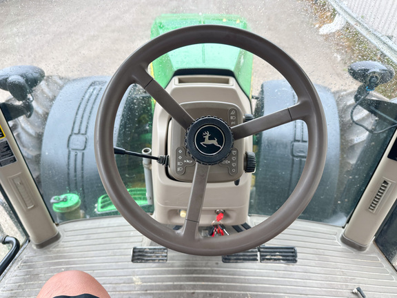 2013 John-Deere 8335R