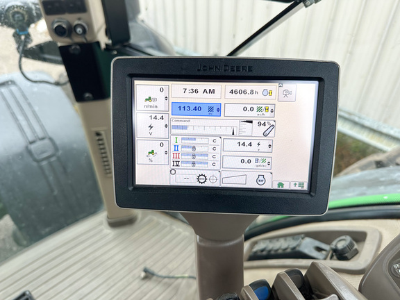 2013 John-Deere 8335R