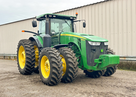 2013 John-Deere 8335R