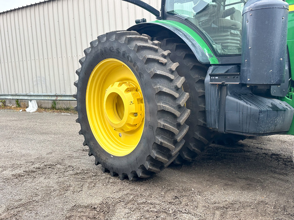 2013 John-Deere 8335R