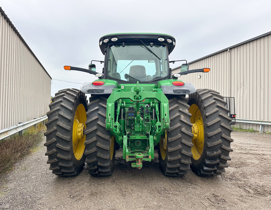 2013 John-Deere 8335R