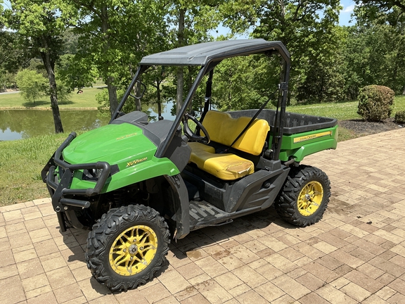 2020 John Deere XUV590M-7
