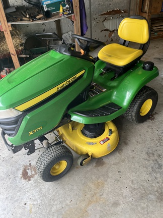 Photo of 2020 John Deere X370