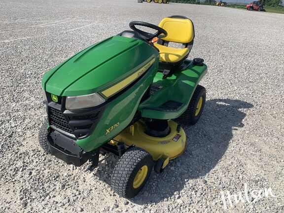 Photo of 2020 John Deere X370
