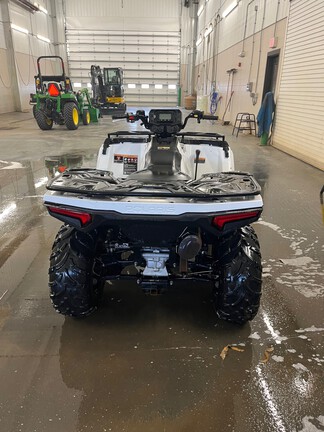 2023 Polaris SPORTSMAN 570 UTILITY HD (4th thumbnail)