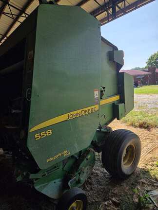 2009 John Deere 558