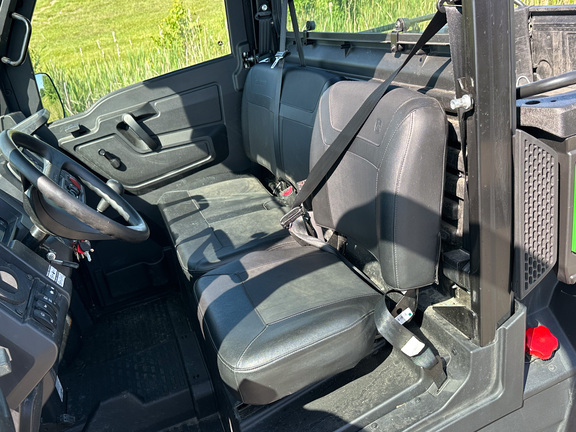 John-Deere XUV 845M HVAC Cab