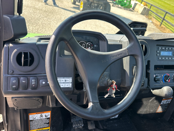 John-Deere XUV 845M HVAC Cab