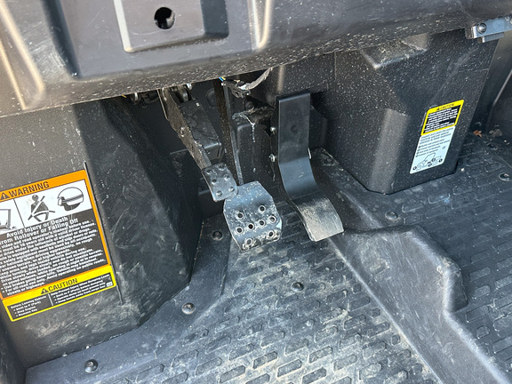 John-Deere XUV 845M HVAC Cab