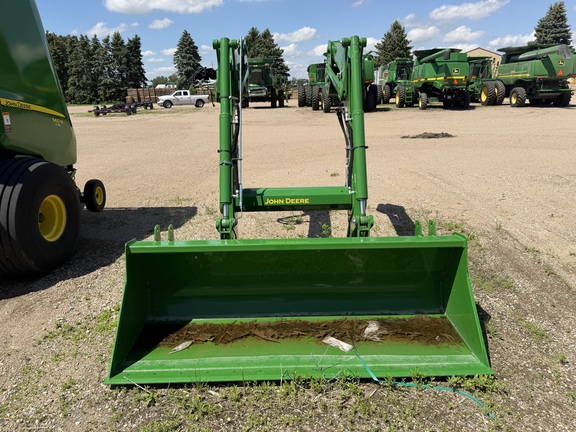 2023 John Deere 600R - Photo8