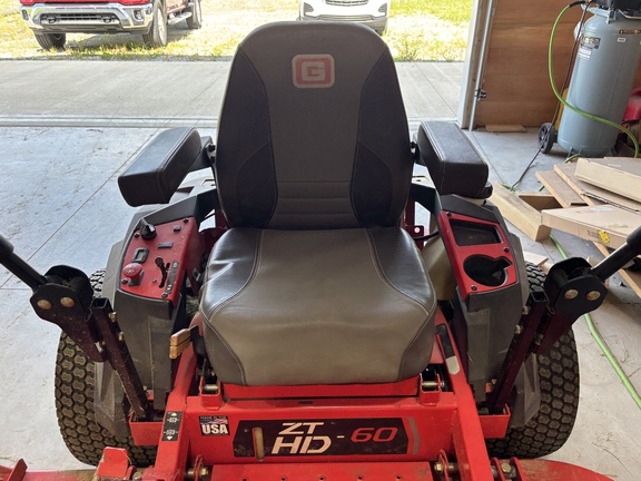 Used 2018 Gravely 991156 Zero Turn Mowers at Koenig Equipment in Urbana, OH - Photo14