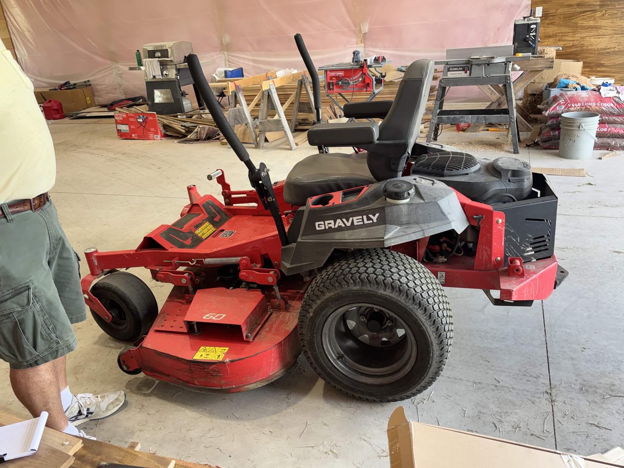 Used 2018 Gravely 991156 Zero Turn Mowers at Koenig Equipment in Urbana, OH - PhotoXL4