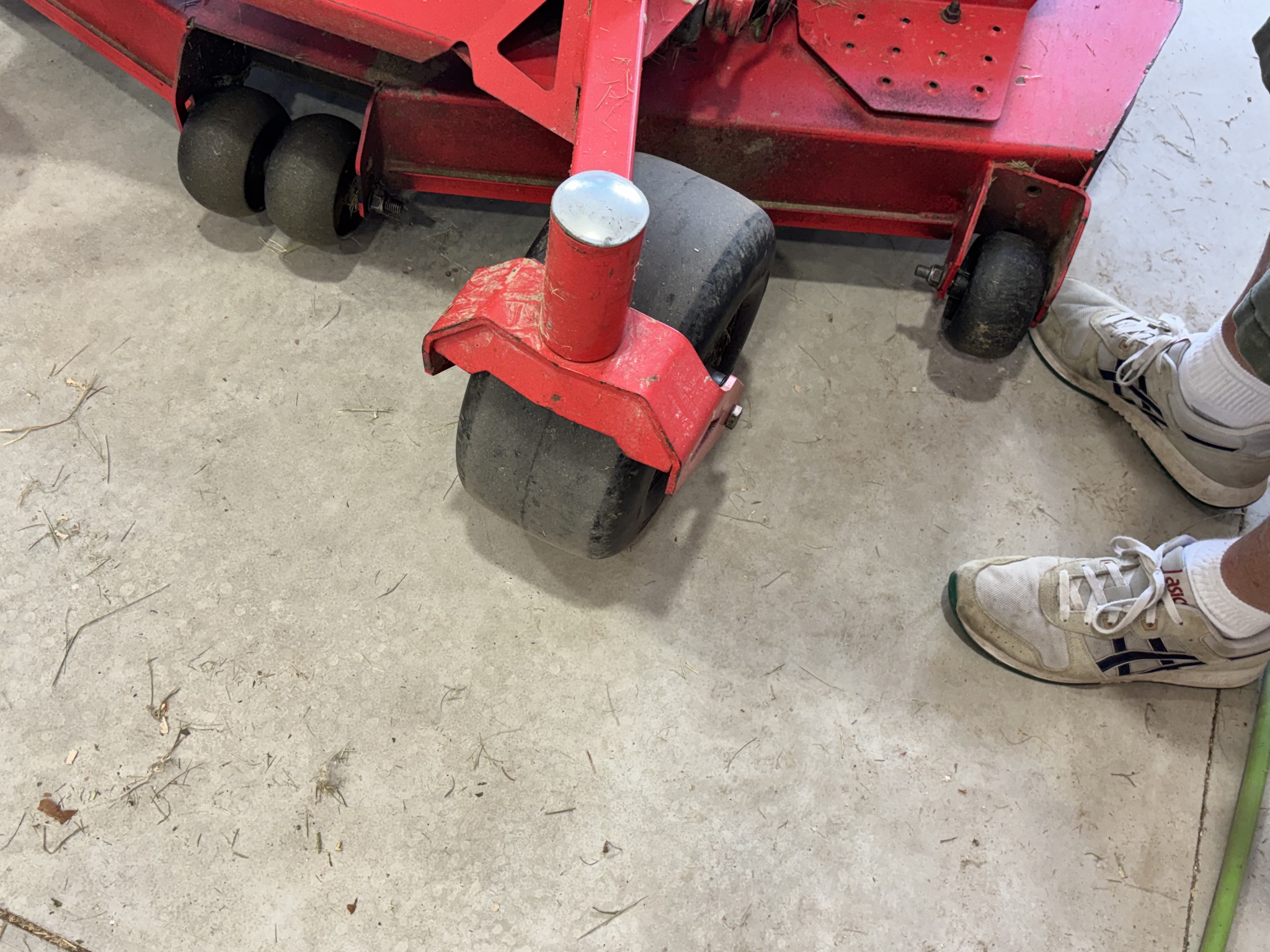 Used 2018 Gravely 991156 Zero Turn Mowers at Koenig Equipment in Urbana, OH - PhotoXL18