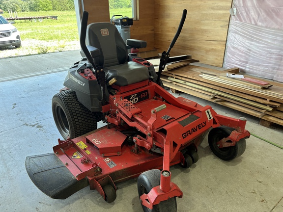 Used 2018 Gravely 991156 Zero Turn Mowers at Koenig Equipment in Urbana, OH - Photo7