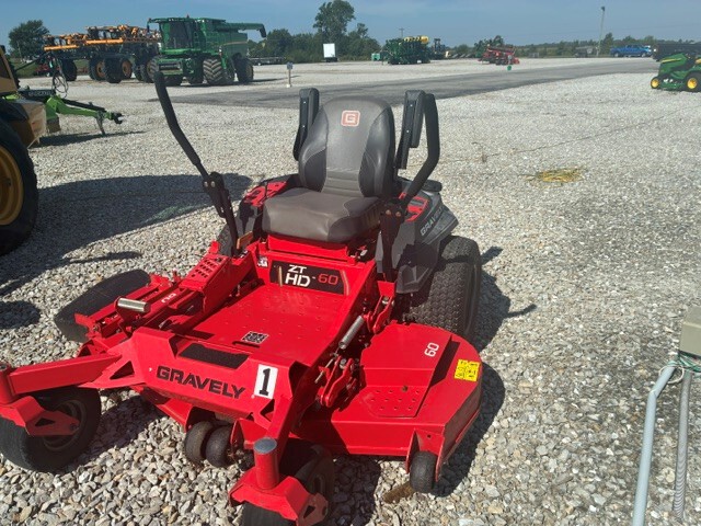 Used 2018 Gravely 991156 Zero Turn Mowers at Koenig Equipment in Greensburg, IN - PhotoXL2