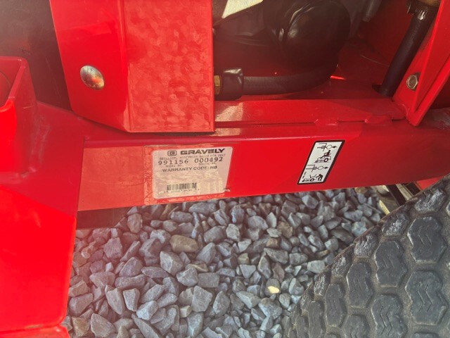 Used 2018 Gravely 991156 Zero Turn Mowers at Koenig Equipment in Greensburg, IN - PhotoXL5