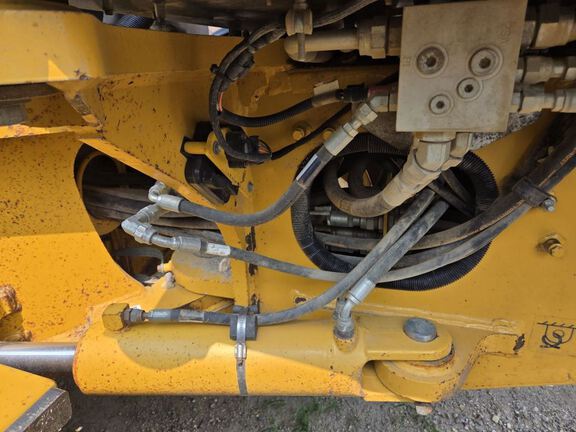 2014 John Deere 772G