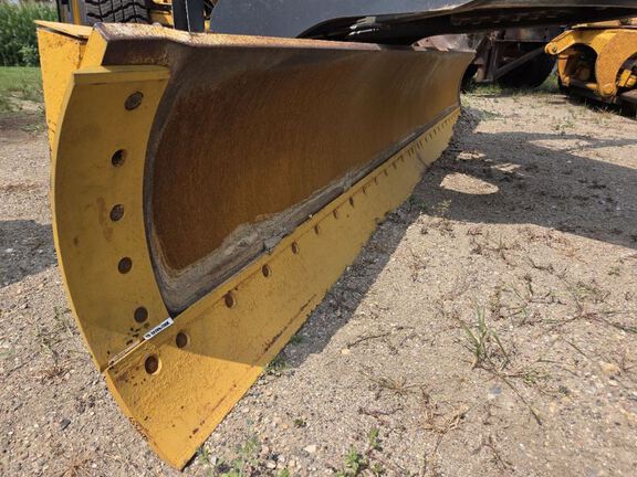 2014 John Deere 772G