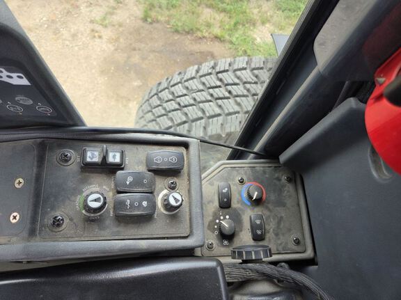 2014 John Deere 772G