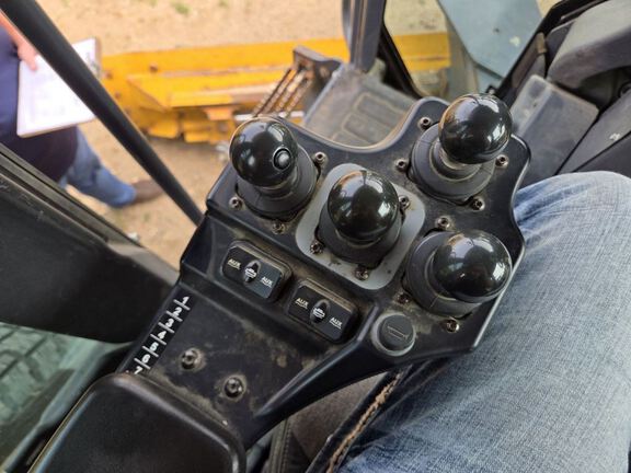 2014 John Deere 772G