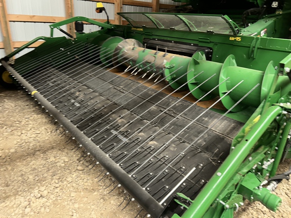 Used 2022 John Deere S780 Combines at Horizon Ag & Turf in Lloydminster, AB - Photo5