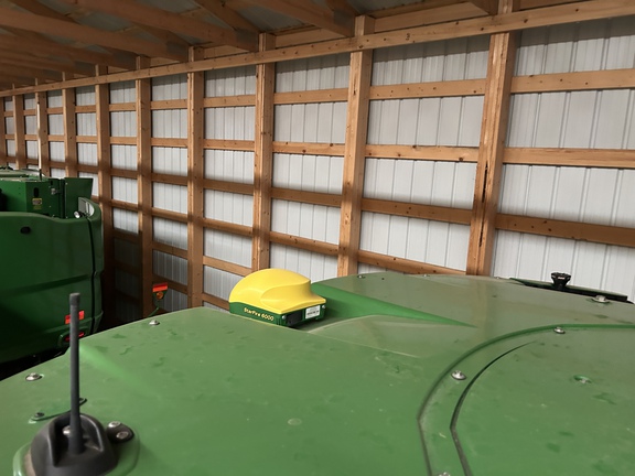 Used 2022 John Deere S780 Combines at Horizon Ag & Turf in Lloydminster, AB - Photo11