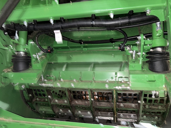 Used 2022 John Deere S780 Combines at Horizon Ag & Turf in Lloydminster, AB - Photo12