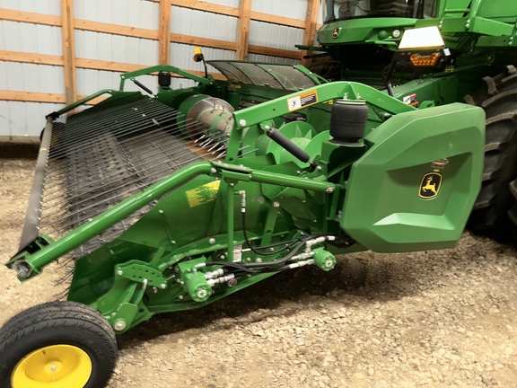 Used 2022 John Deere S780 Combines at Horizon Ag & Turf in Lloydminster, AB - Photo14