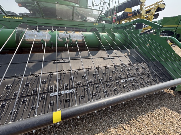 Used 2022 John Deere S780 Combines at Horizon Ag & Turf in Lloydminster, AB - Photo9